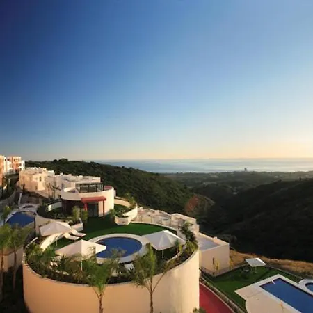 Luxury 2 Bed/2 Bath Sea And Mountain View Marbellac