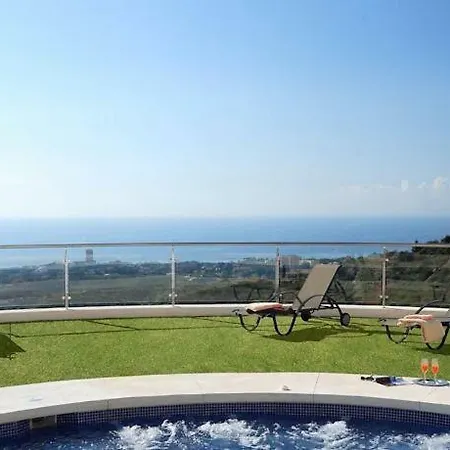 Luxury 2 Bed/2 Bath Sea And Mountain View Appartement *