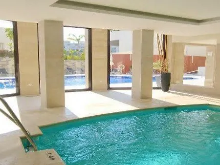 Luxury 2 Bed/2 Bath Sea And Mountain View Appartement